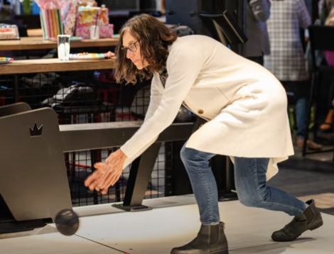 Woodrows Duckpin Bowling Downtown Middleton Female Bowler