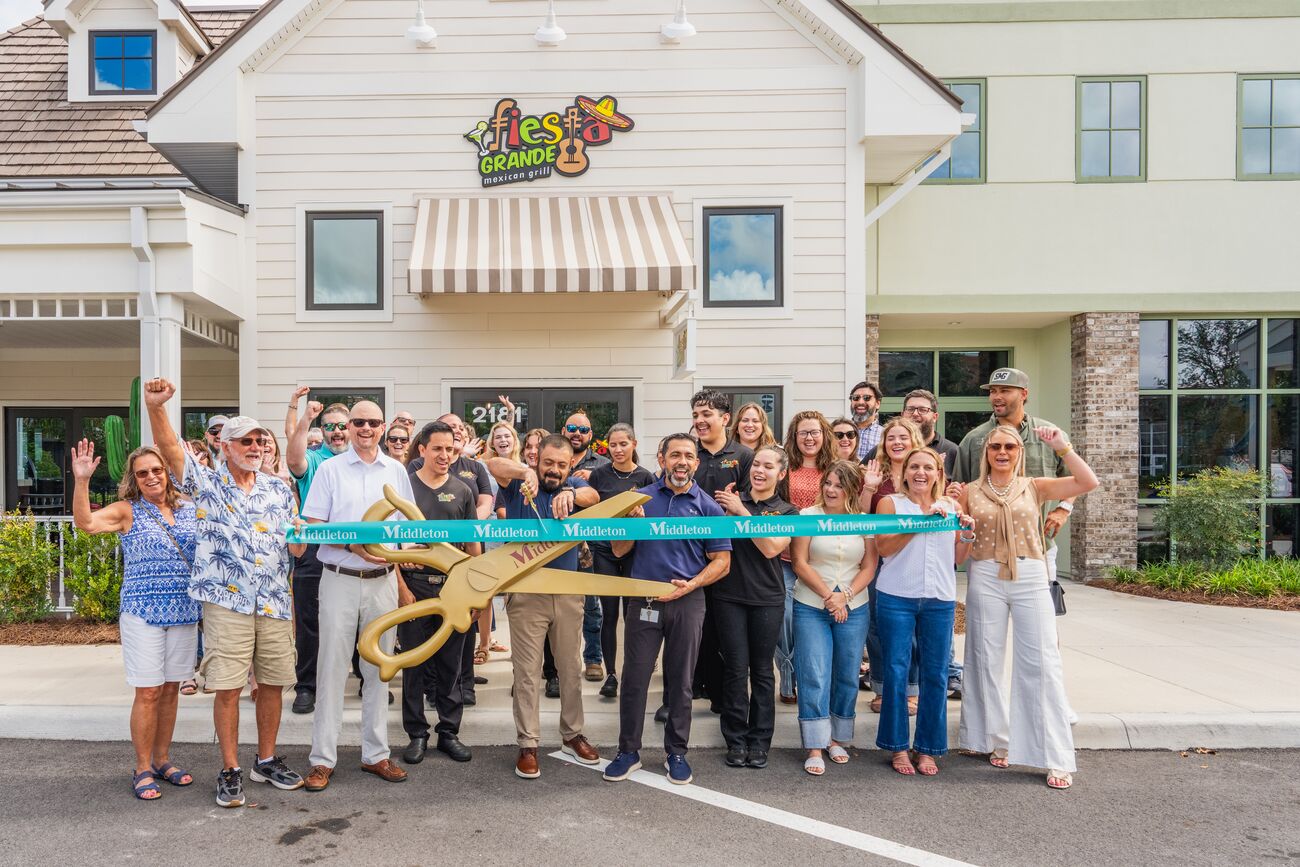middleton-new-businesses-fiesta-grande-ribbon-cutting-9