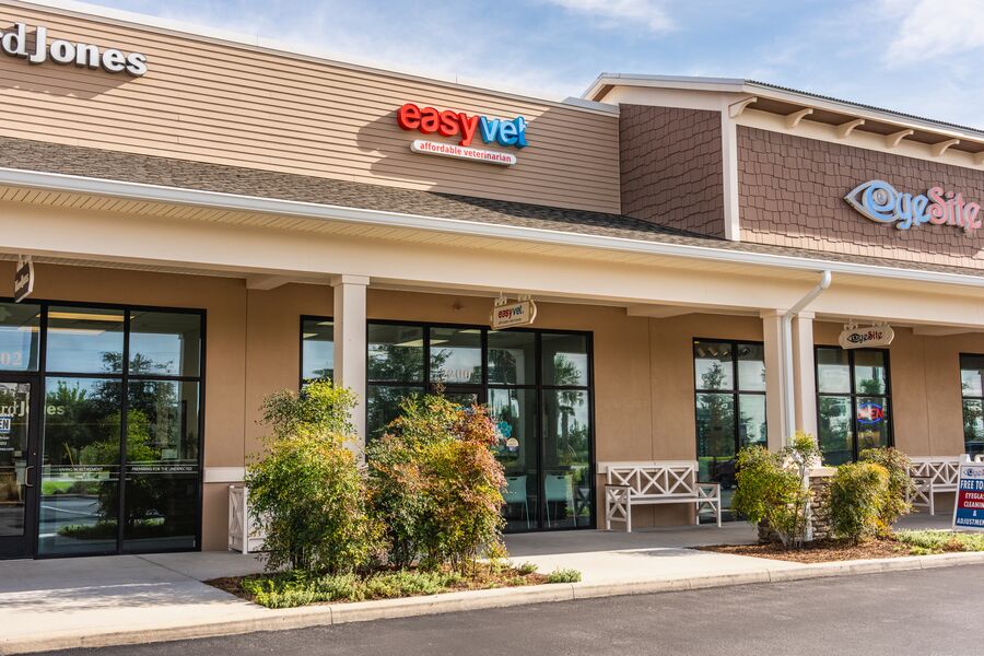 Gallery-shopping-and-dining-magnolia-plaza-easyvet-6